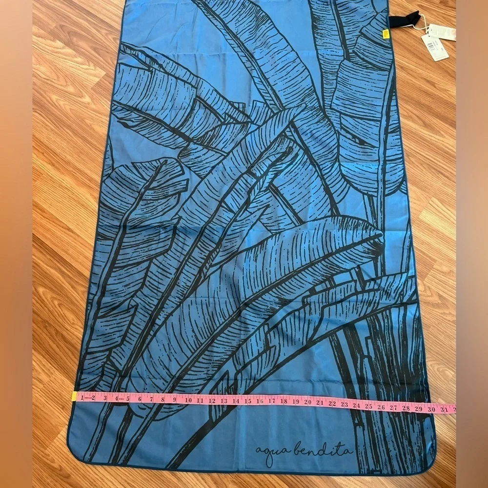N/A bou towel
